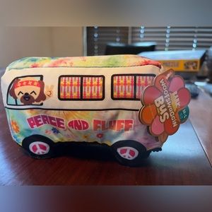 Bark Box Woofswaggin' Bus sz M-L